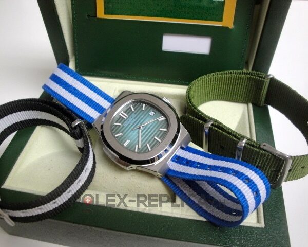 Patek Philippe replica nautilus blu dial cordura imitazione replica