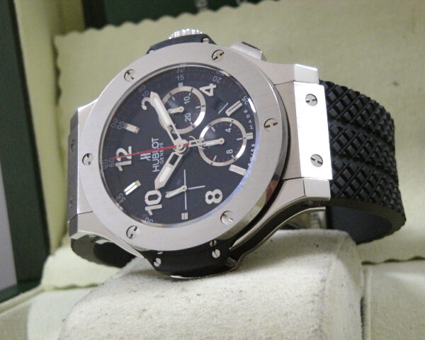 Hublot replica big bang titanium black dial