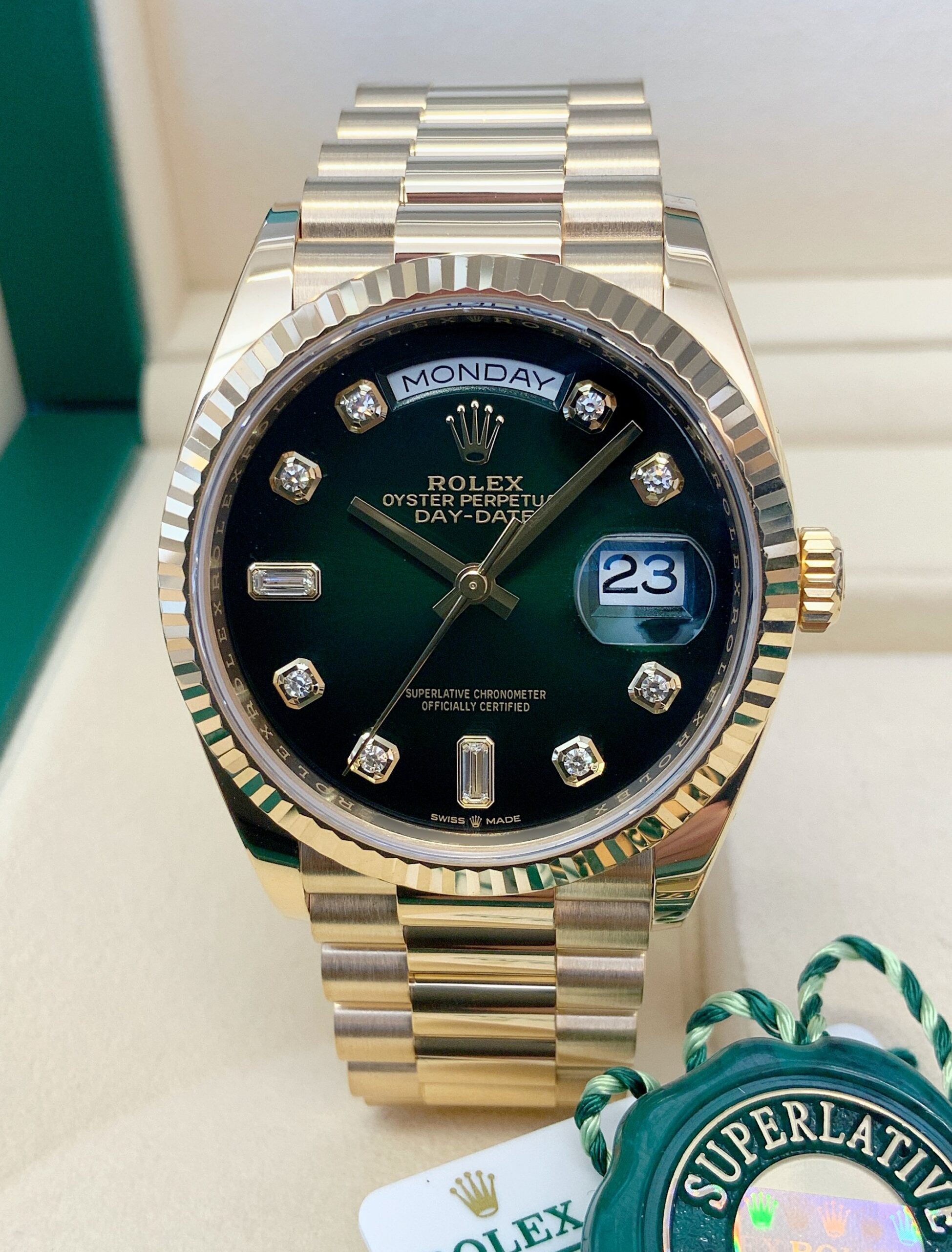 Rolex replica Day-Date 36 128238 Yellow Gold Green Diamond-6